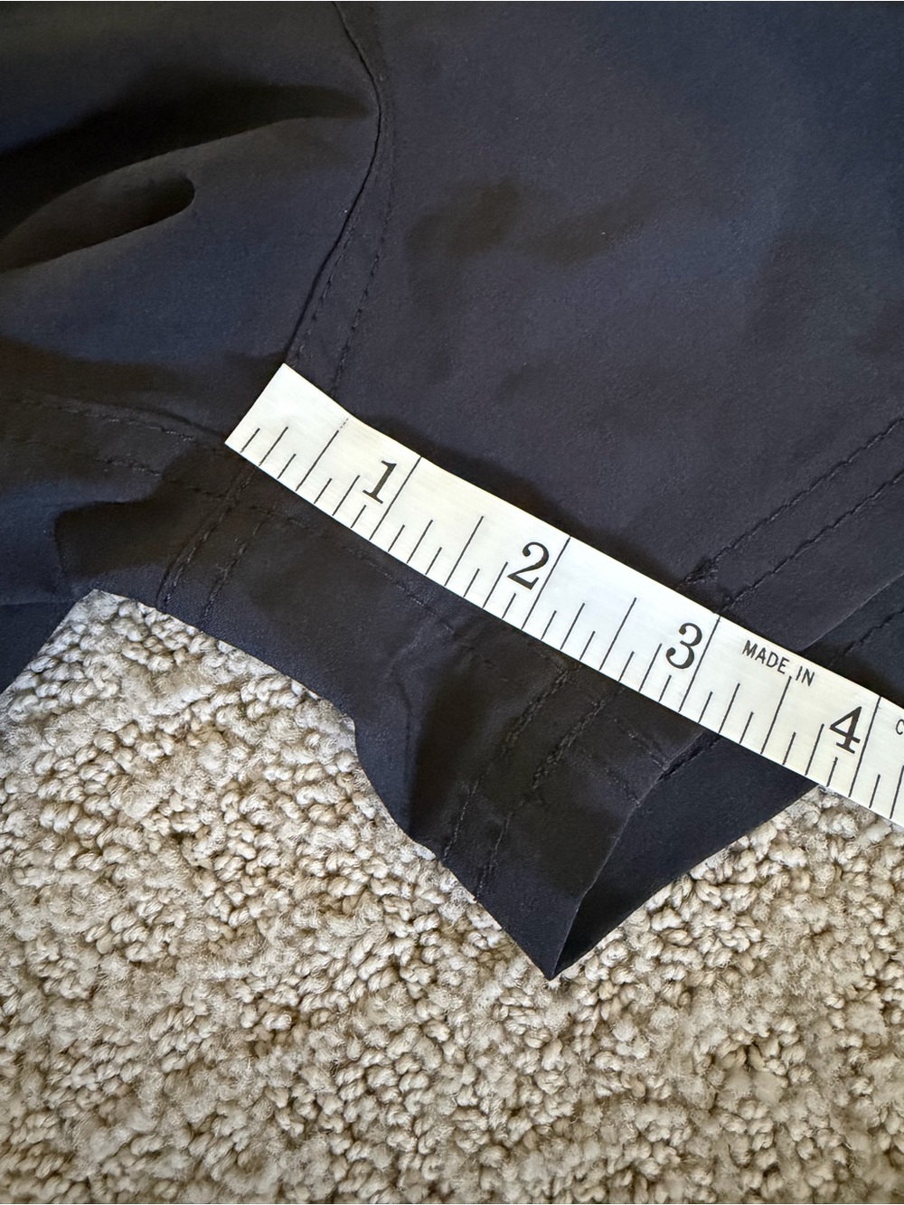 La Blanca Black Lace-Up Bermuda Swim Shorts - SIZE 10 - Picture 7 of 8